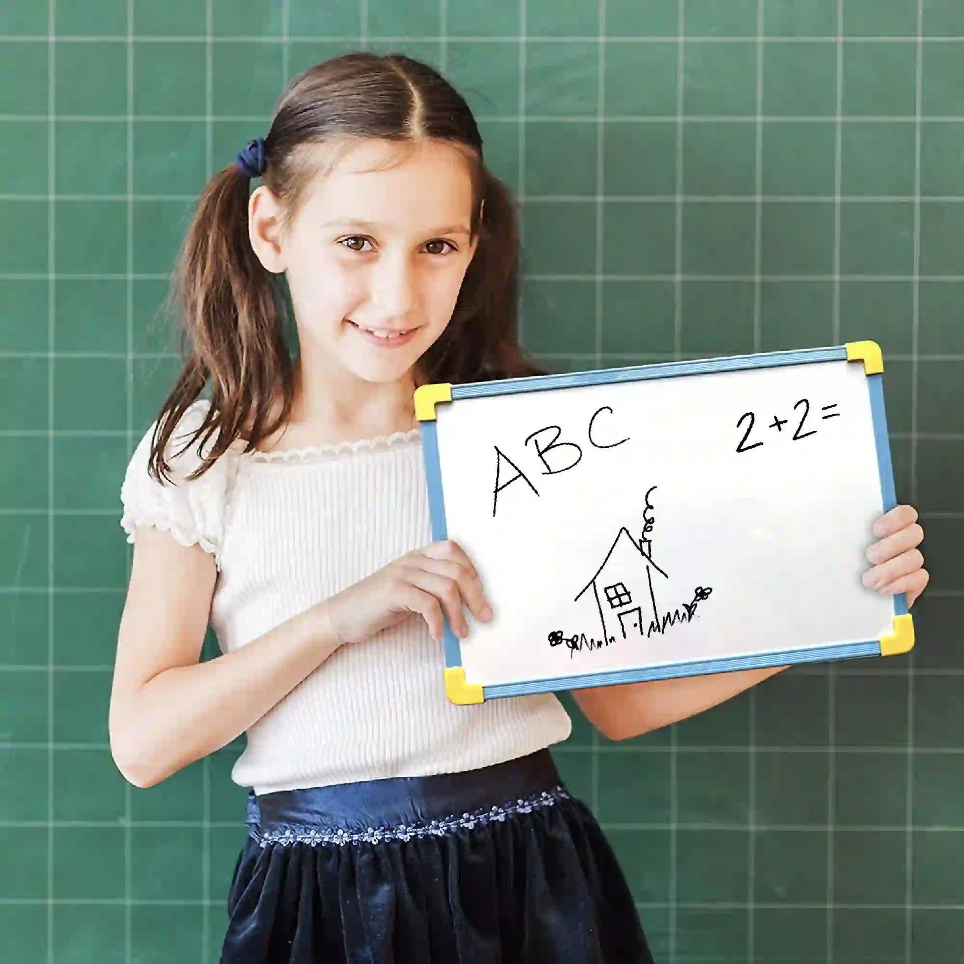 White Board 2 in 1 with 0 to 9 Magnetic Numbers - Mini Leaves